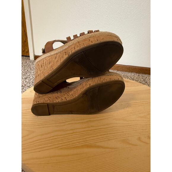 Franco Sarto Tammie Wedge Sandals Size 7 | Leather Upper | Cork Heel - Picture 4 of 10